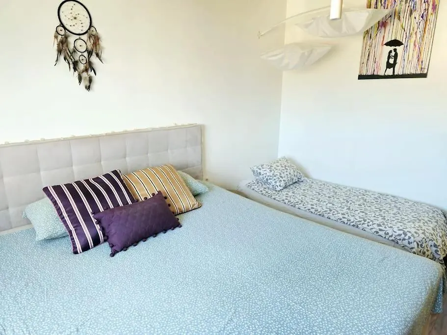 Mariola Apartment ザダル